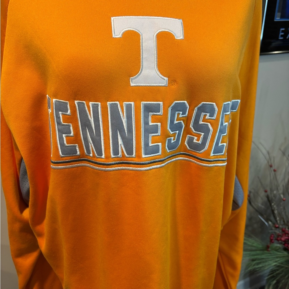 Colosseum Orange and Gray Hoodie Vibrant Design - Picture 2 of 10